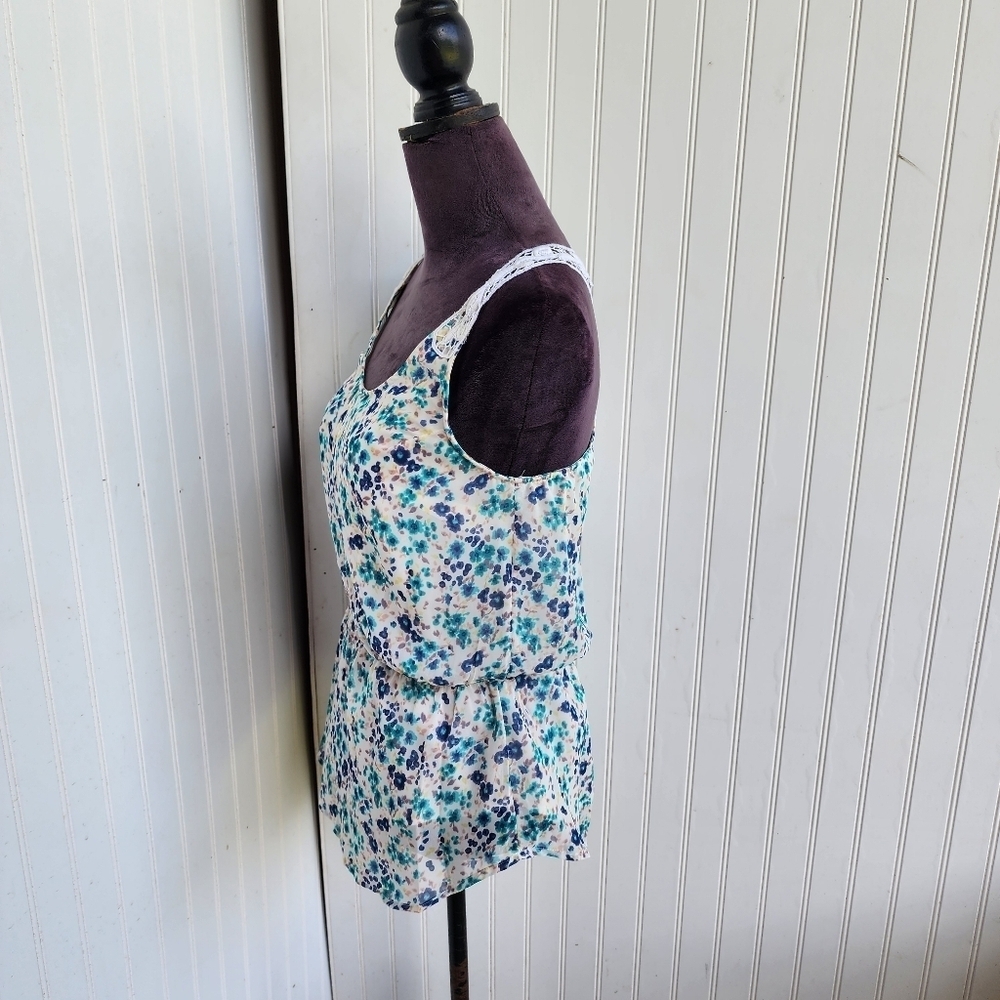 LC LAUREN CONRAD Crochet Racerback Floral Top White Blue Women’s Top Sheer Sz S - Picture 5 of 13